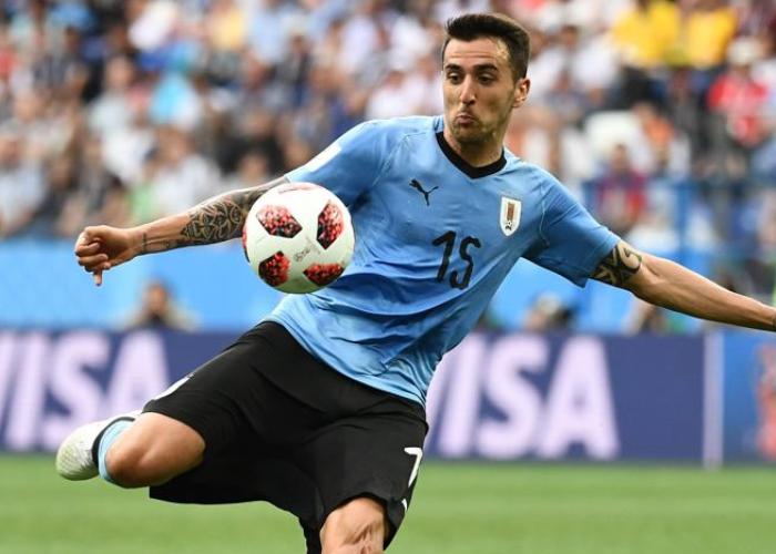 Vecino con la maglia dell'Uruguay